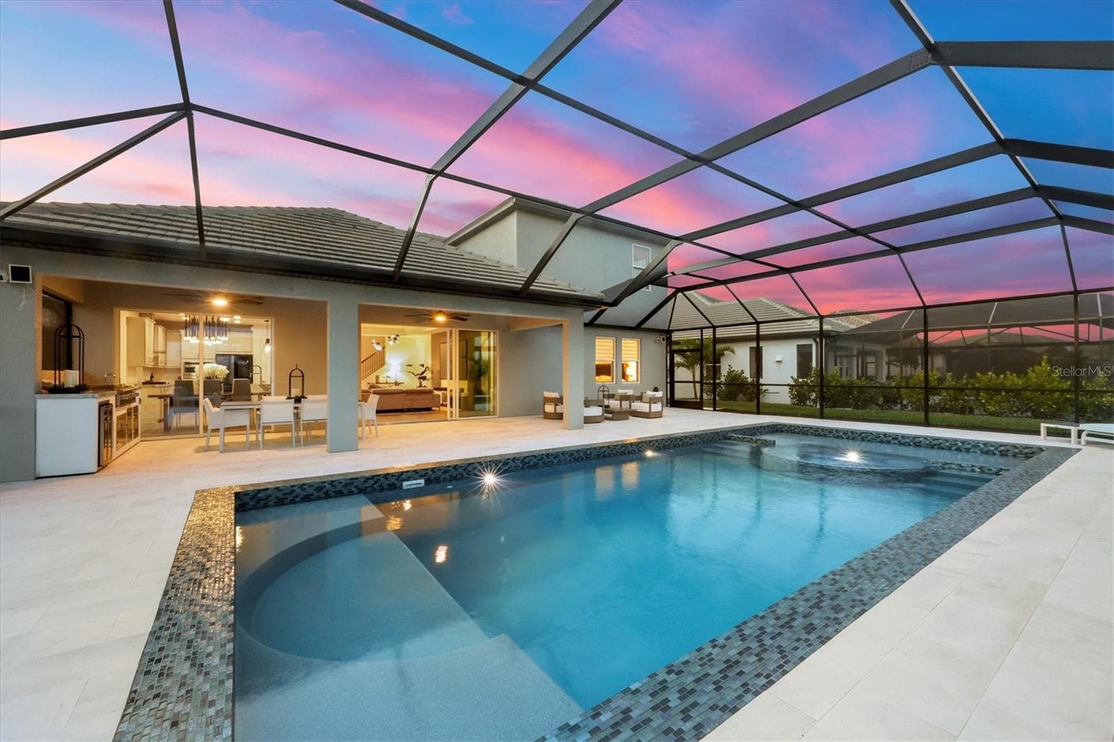 Single Family Residence at 17727 SAVORY MIST CIR, BRADENTON, photo 8 of 73
