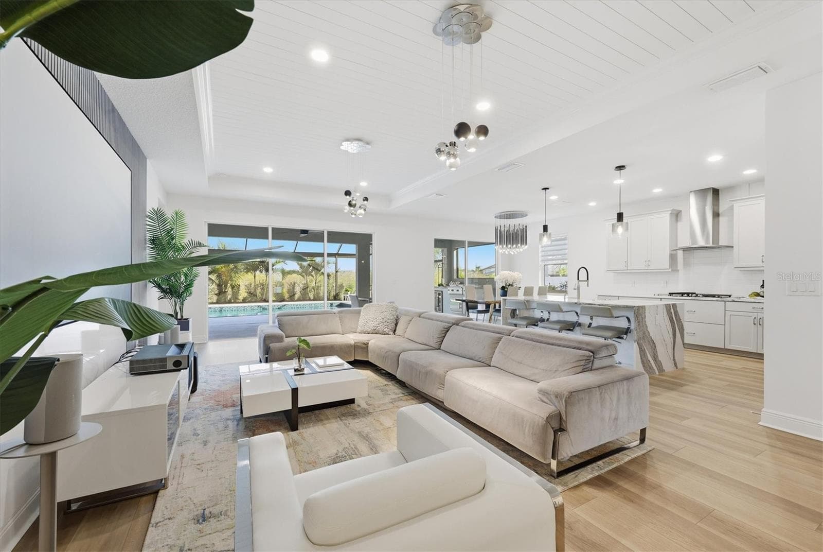 Single Family Residence at 17727 SAVORY MIST CIR, BRADENTON, photo 18 of 73