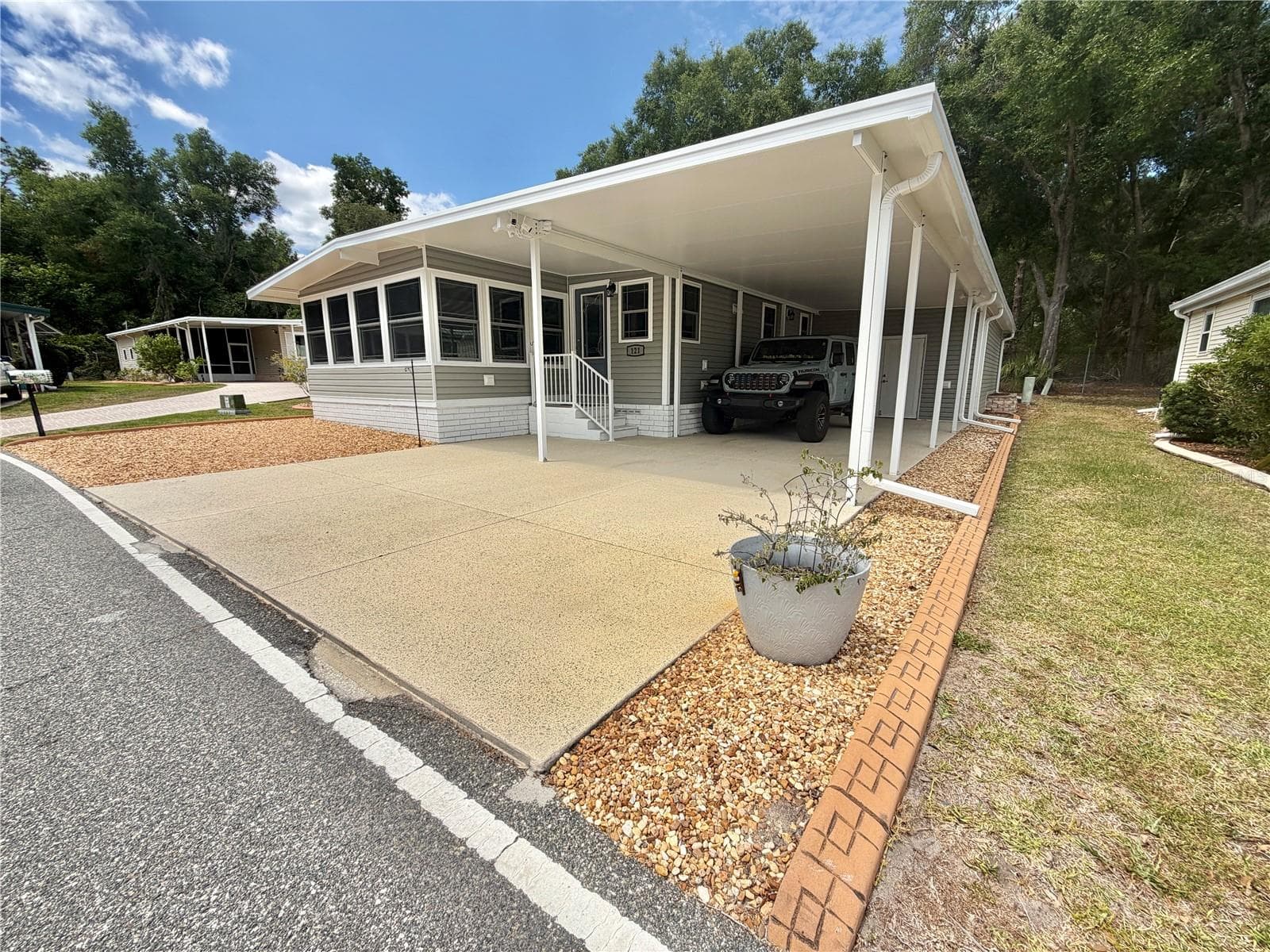 Mobile Home at 121 TAMARISK WAY, LEESBURG, photo 53 of 60