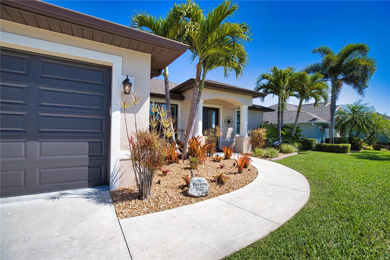 Single Family Residence at 39 MEDALIST RD, ROTONDA WEST, photo 8 of 42