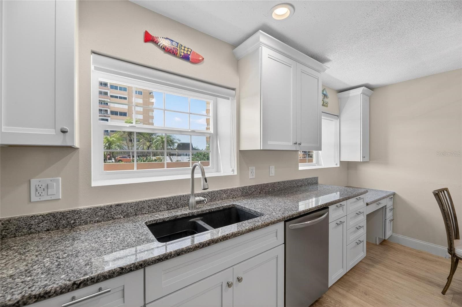 Kitchen - 17960 GULF BLVD #108, REDINGTON SHORES
