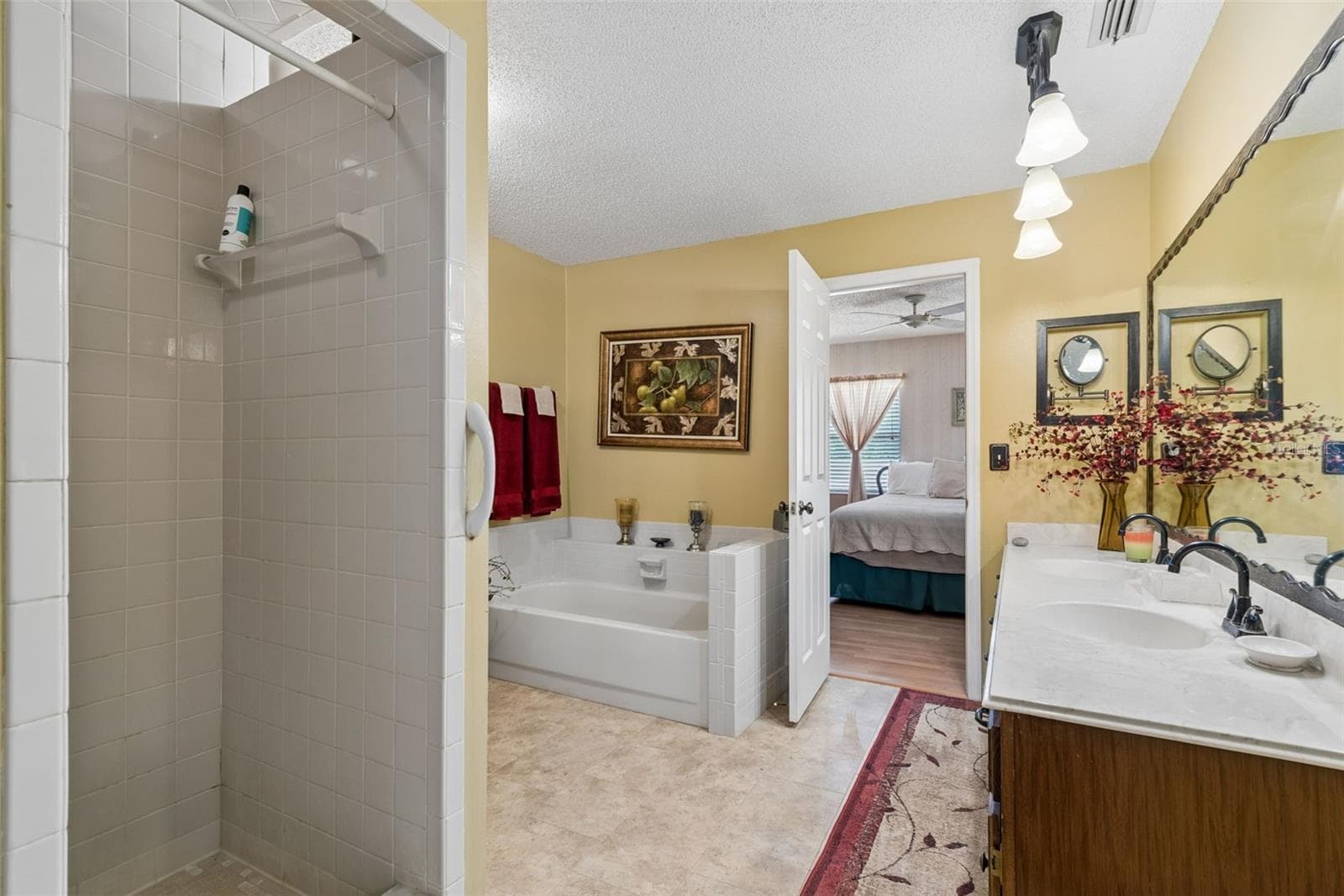 Townhouse at 1319 ABBEY CRESCENT LN, CLEARWATER, photo 34 of 52
