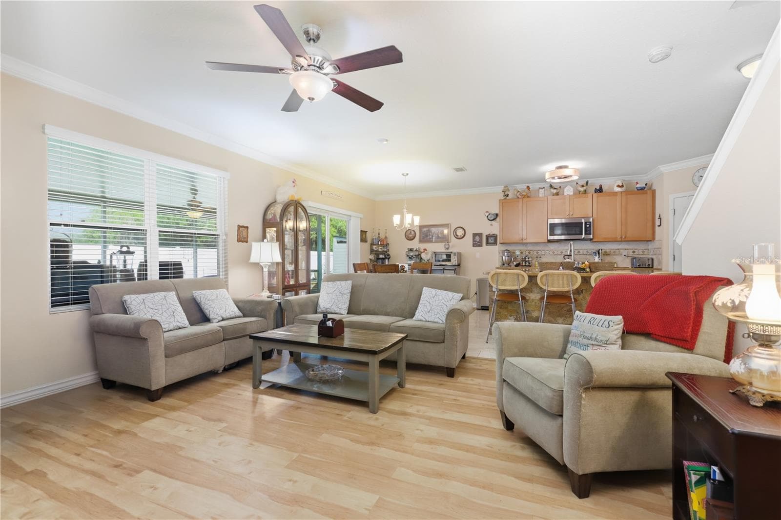 Single Family Residence at 831 OAK HOLLOW LOOP, DELAND, photo 9 of 59