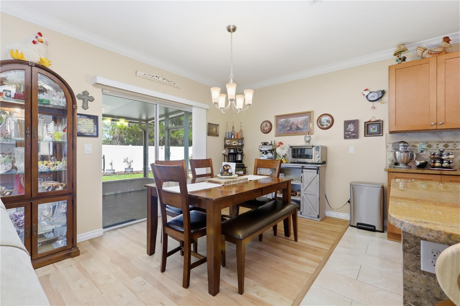 Single Family Residence at 831 OAK HOLLOW LOOP, DELAND, photo 16 of 59