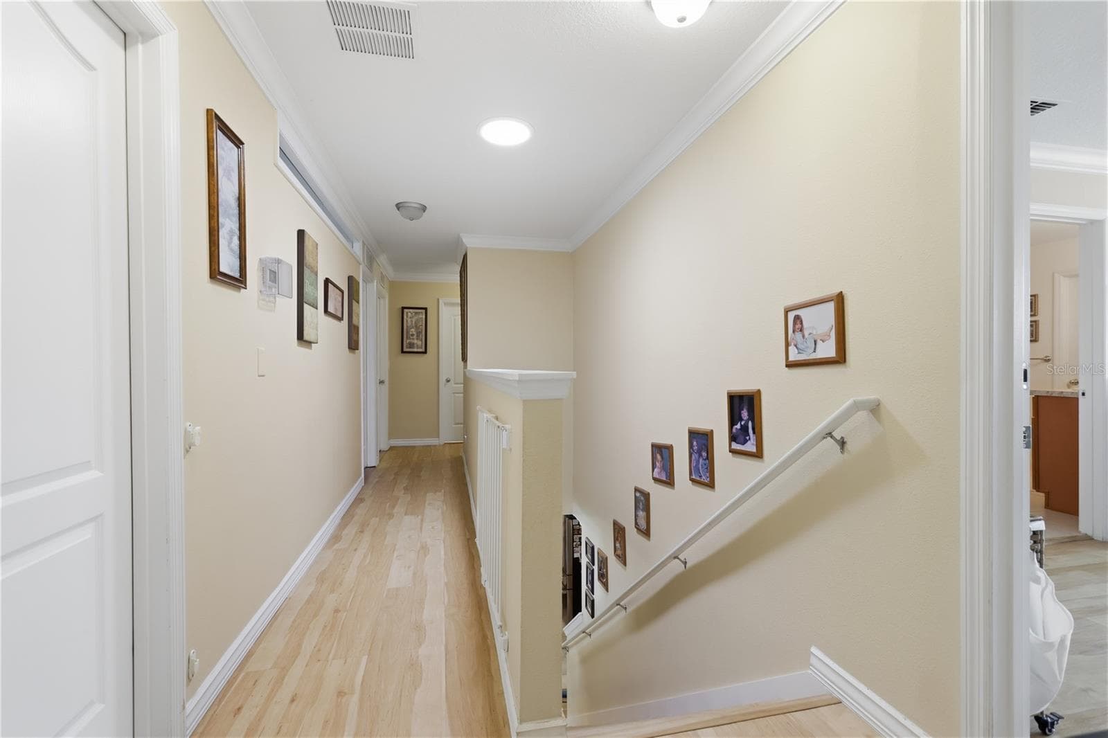 Upstairs Hallway - 831 OAK HOLLOW LOOP, DELAND