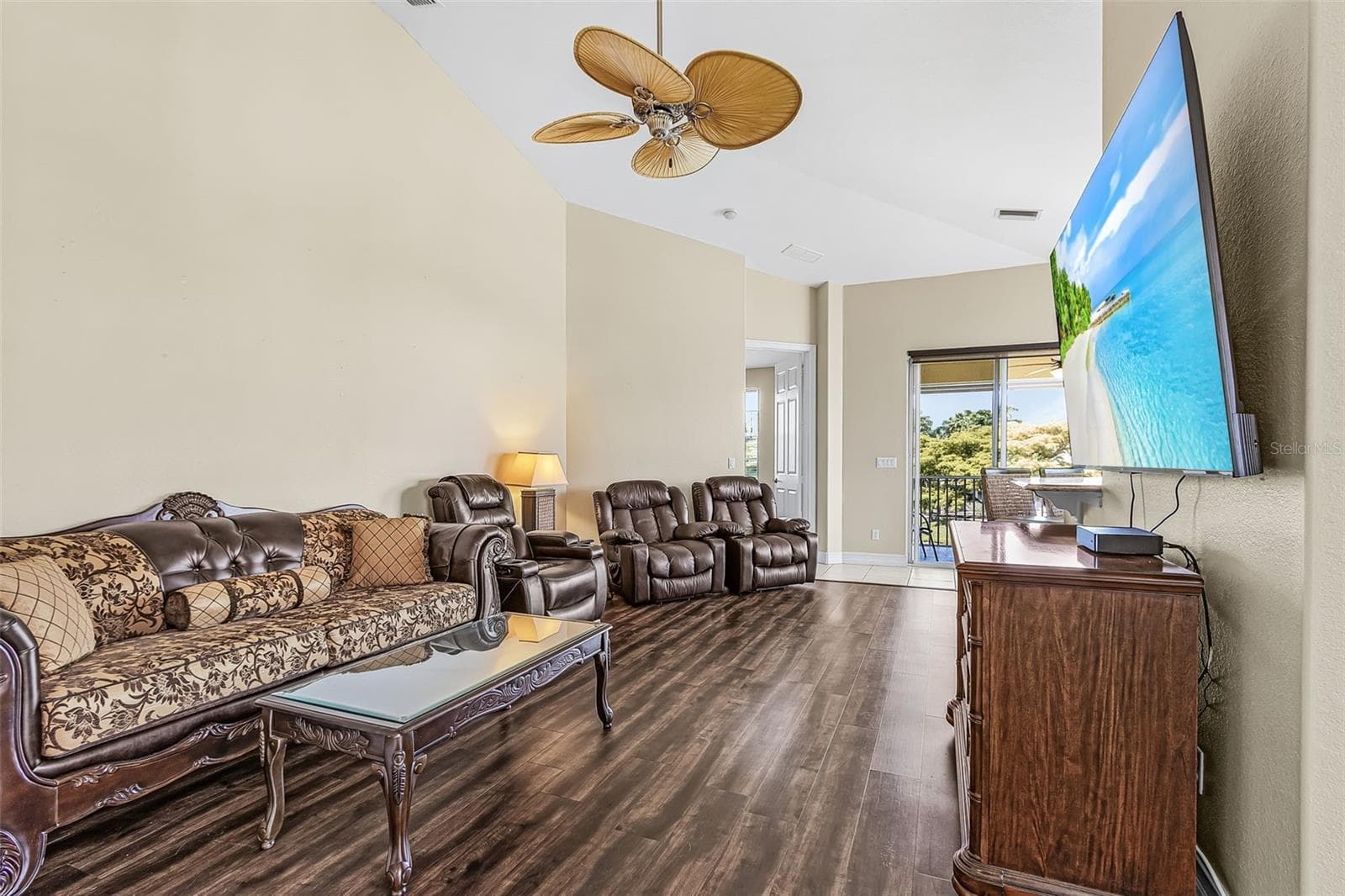 Condominium at 5626 CAPE HARBOUR DR #202, CAPE CORAL, photo 6 of 44