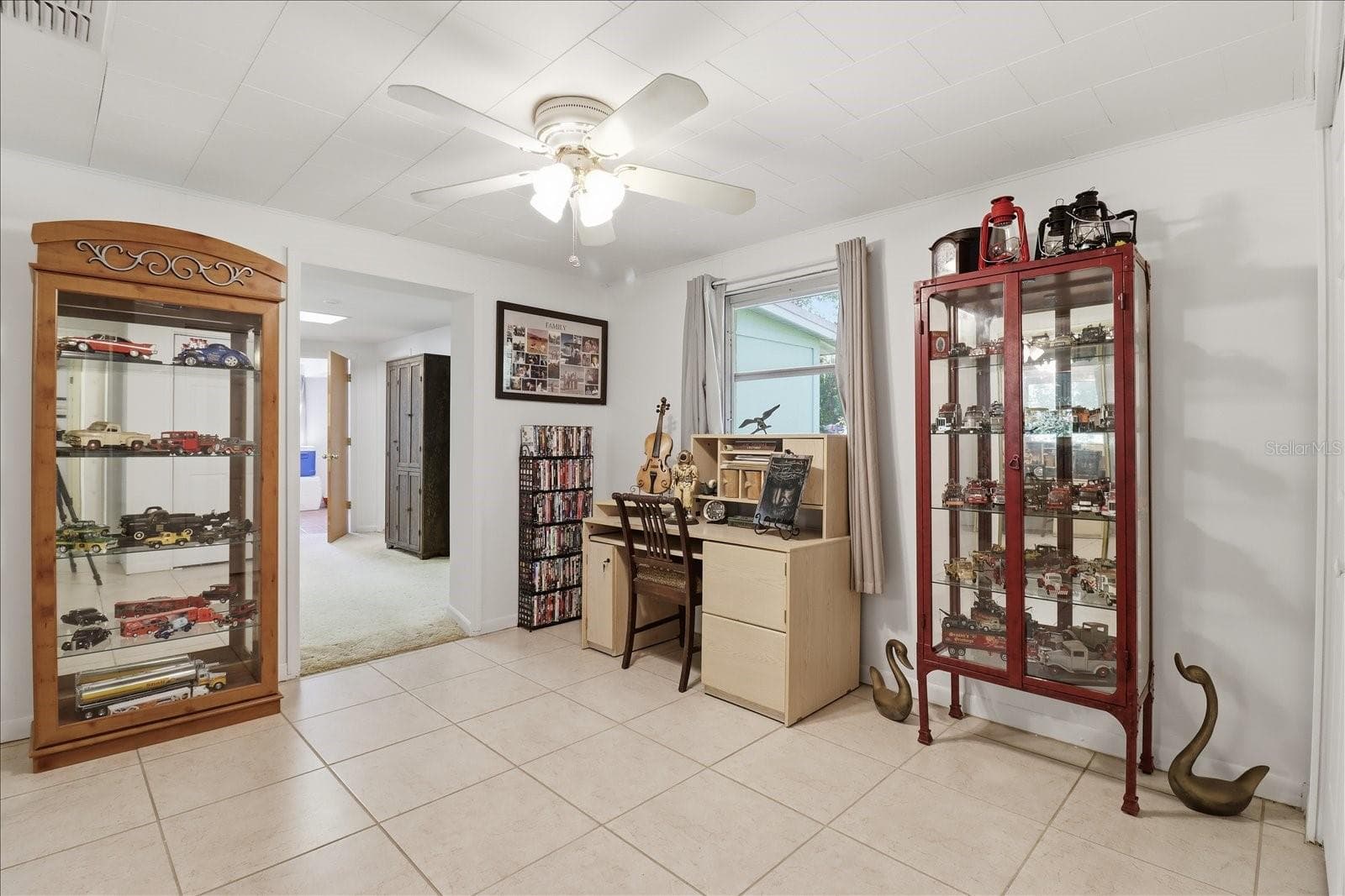 Single Family Residence at 11641 E SALMON DR, FLORAL CITY, photo 14 of 43