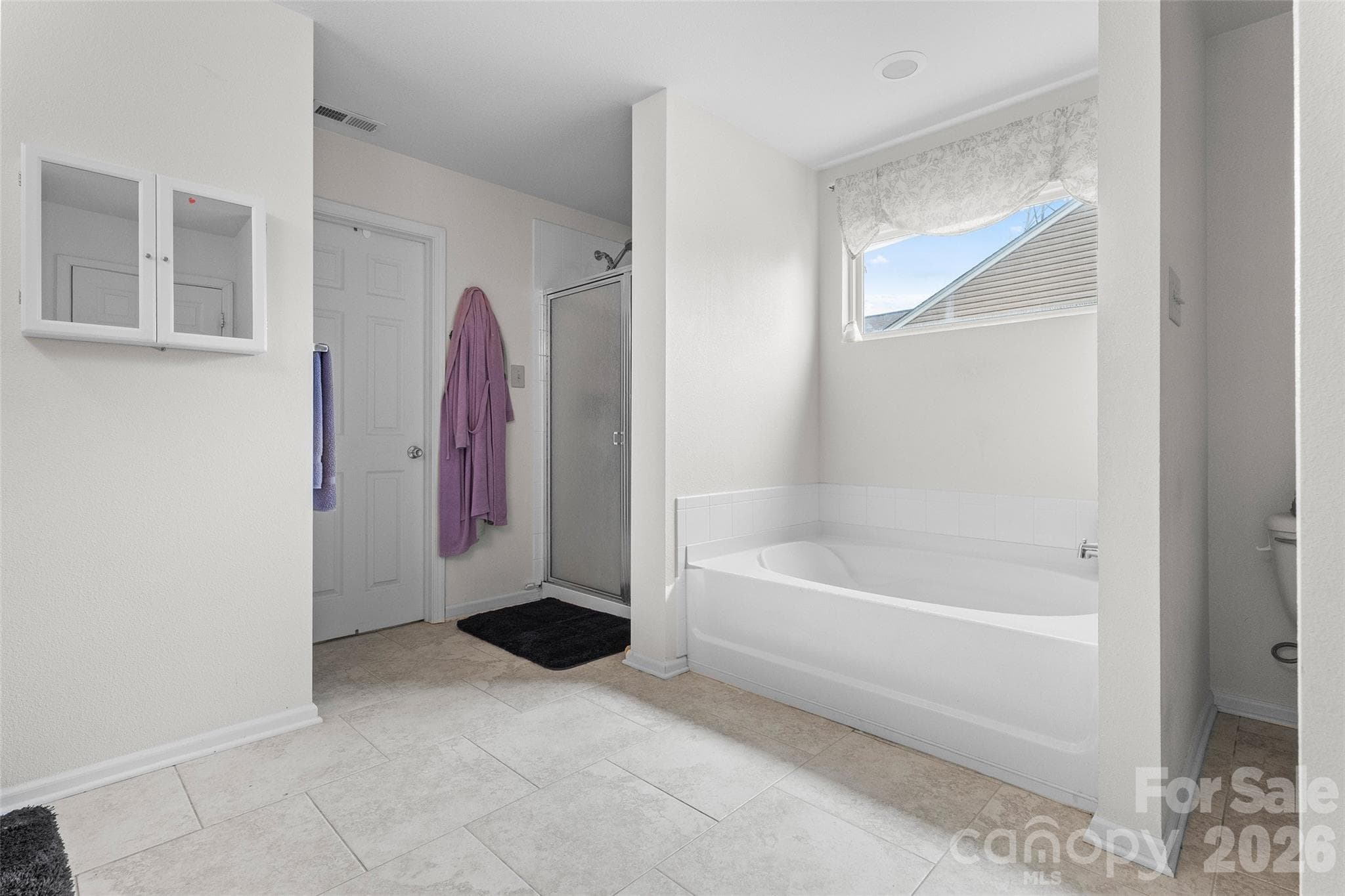 Primary Bathroom - 3248 Pikes Peak Drive, Gastonia