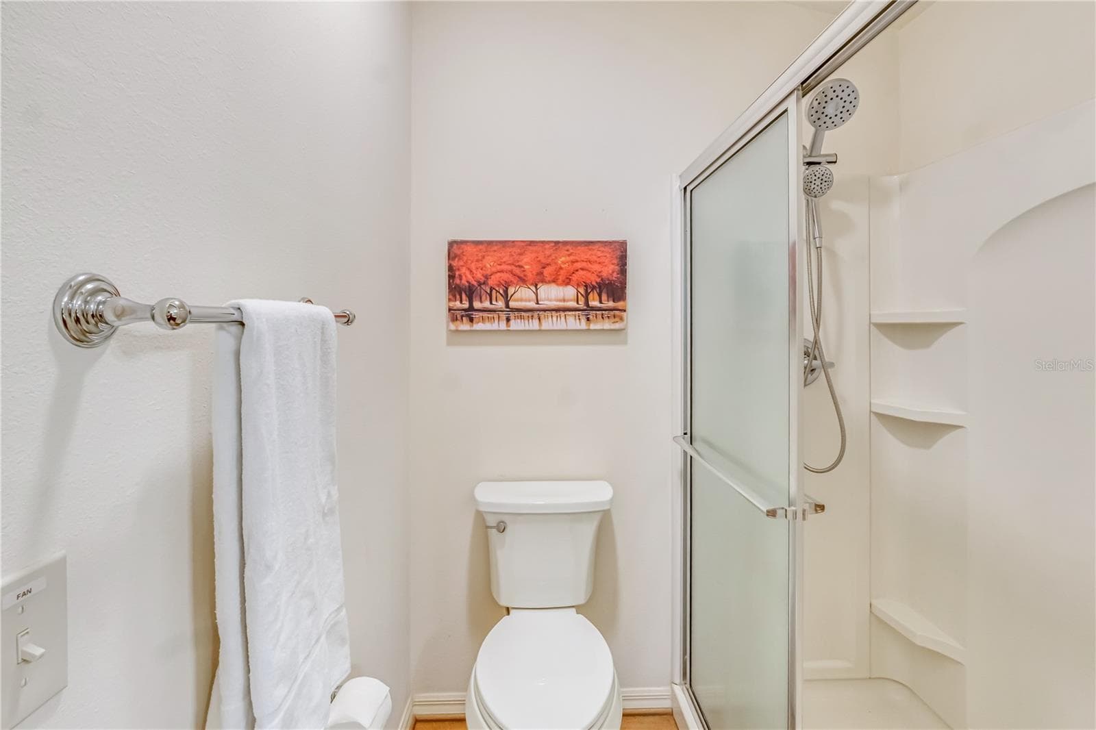 Villa at 1806 QUEENSBURY TER, THE VILLAGES, photo 18 of 28