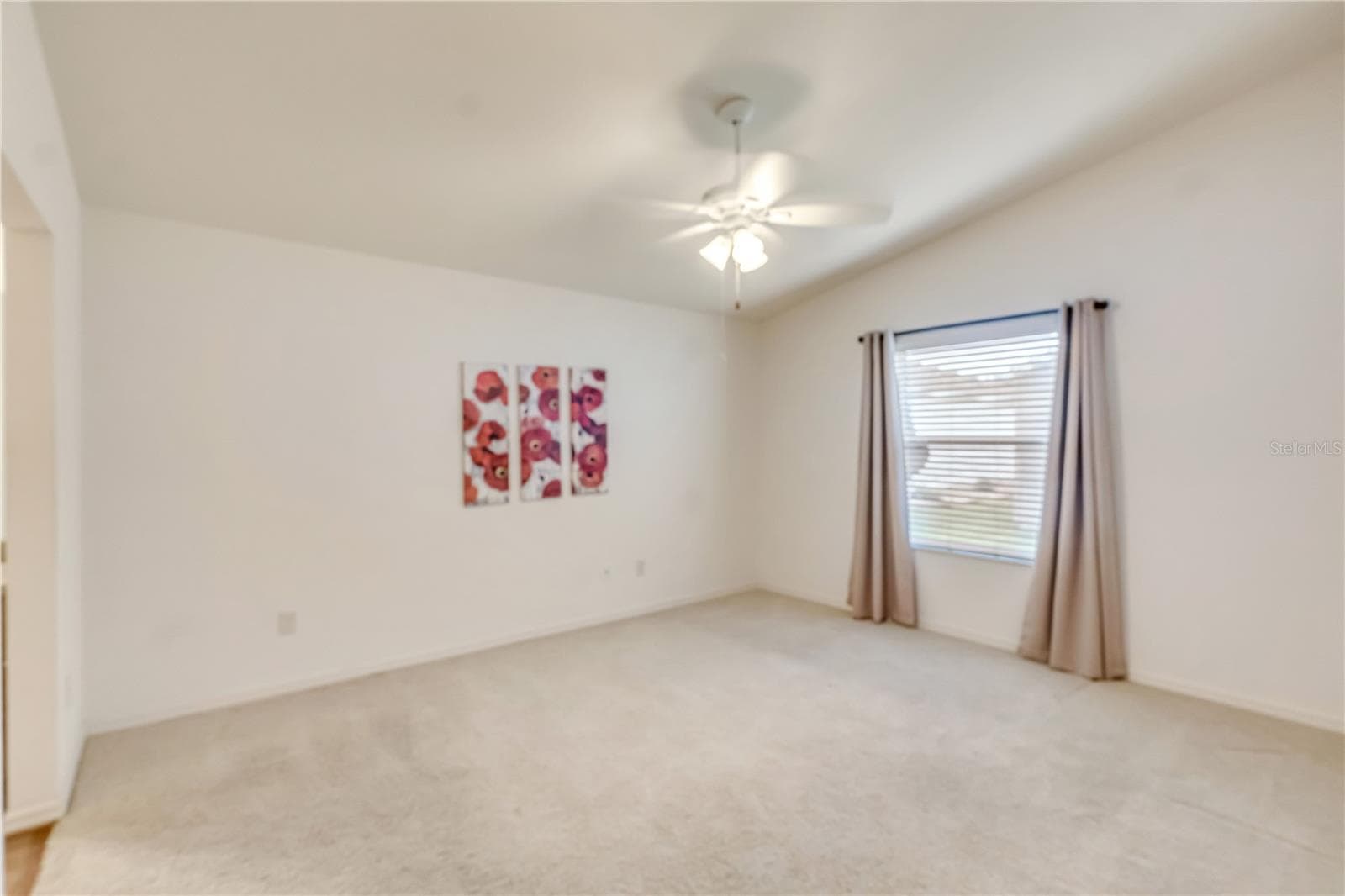 Villa at 1806 QUEENSBURY TER, THE VILLAGES, photo 15 of 28