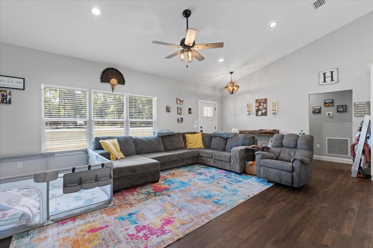 Single Family Residence at 5231 NW 73RD ST, CHIEFLAND, photo 9 of 54