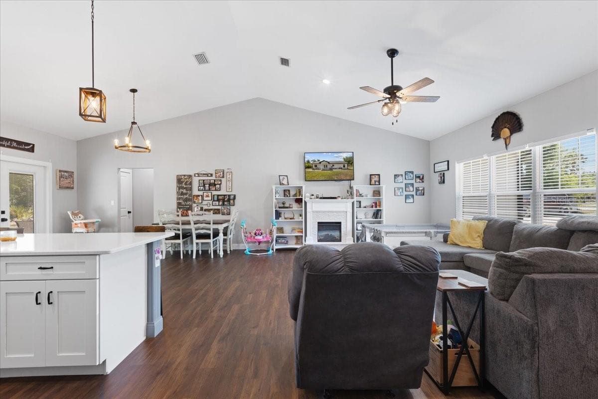 Single Family Residence at 5231 NW 73RD ST, CHIEFLAND, photo 13 of 54