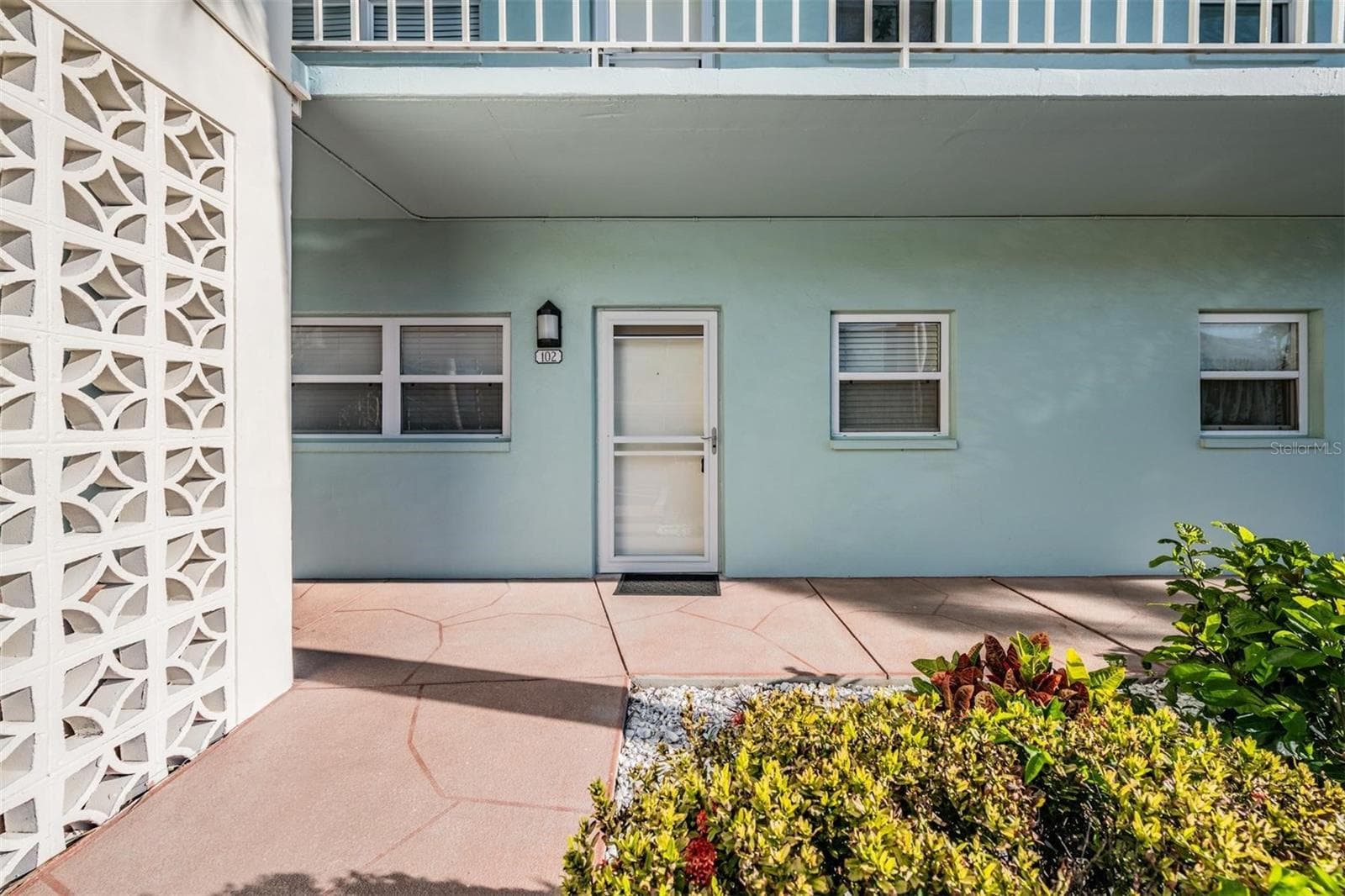 Condominium at 7 DUNOON PL #102, DUNEDIN, photo 2 of 53