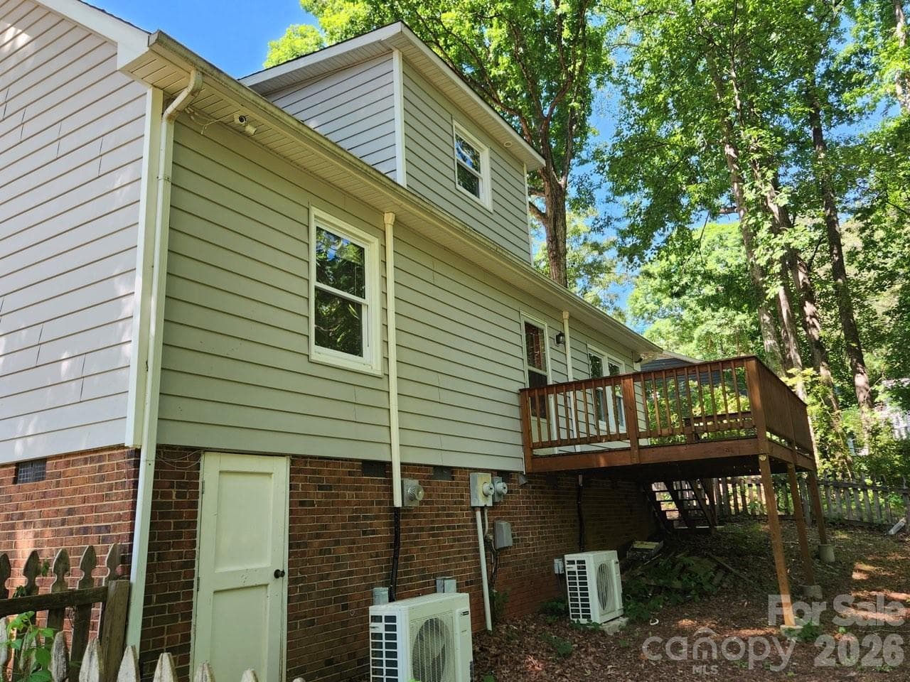 Single Family Residence at 328 Swamp Fox Drive, Fort Mill, photo 21 of 24