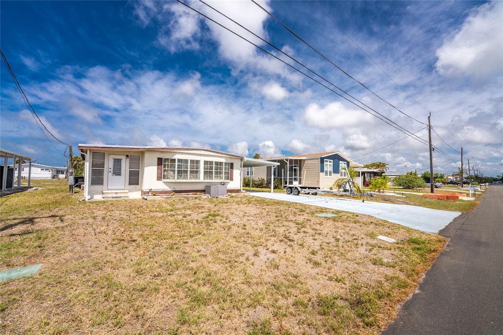 Front view - 1380 SEAGULL DR, ENGLEWOOD