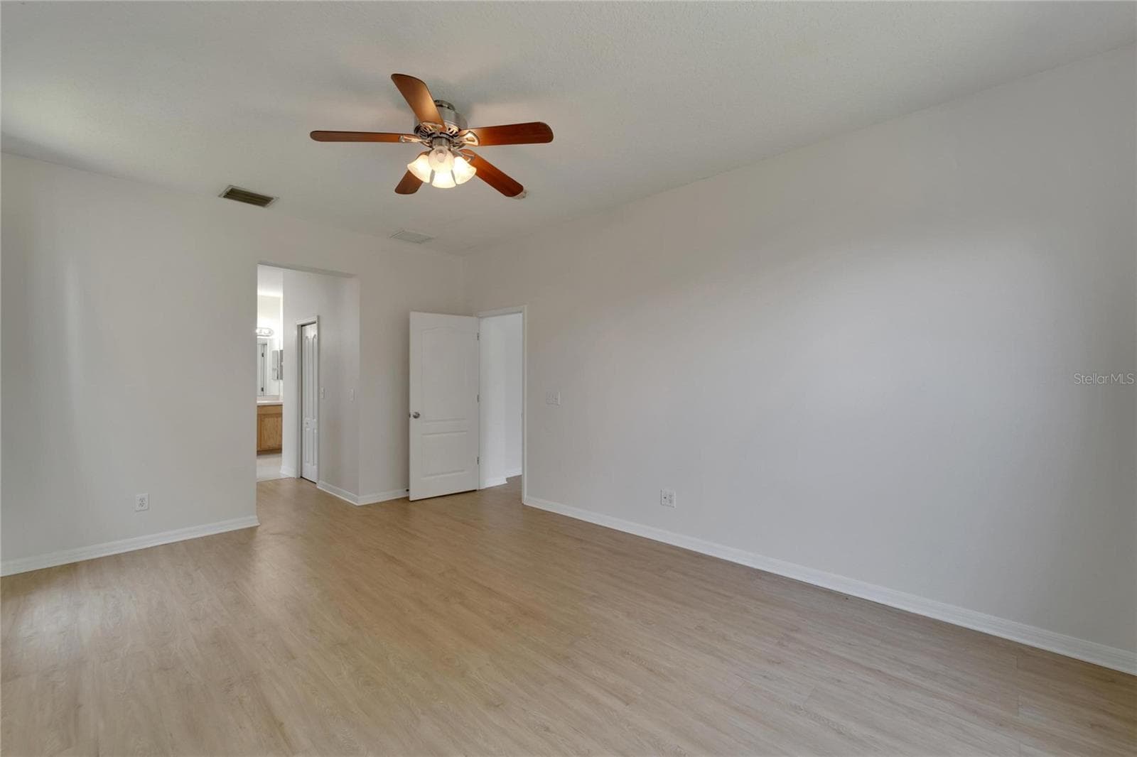 Single Family Residence at 411 DURHAM SHORE CT, APOLLO BEACH, photo 35 of 67