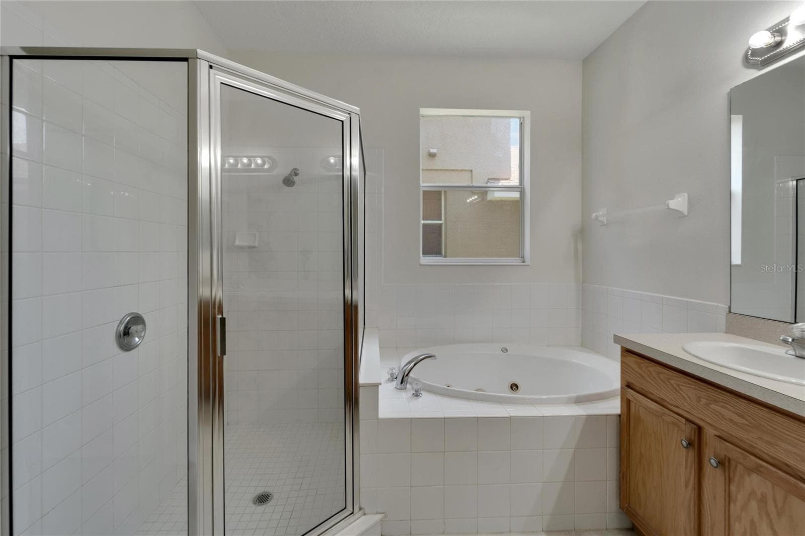 Single Family Residence at 411 DURHAM SHORE CT, APOLLO BEACH, photo 38 of 67
