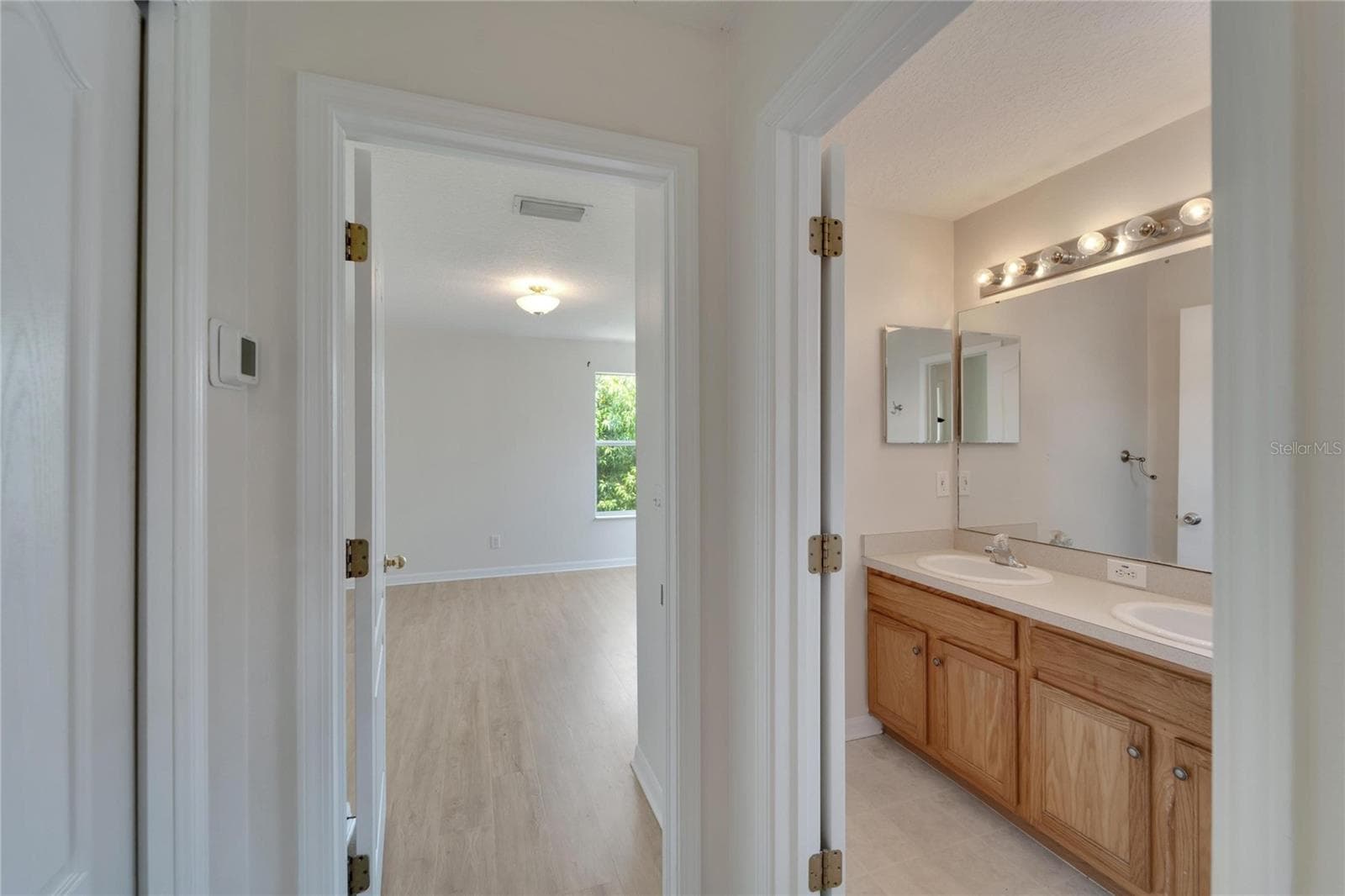 Single Family Residence at 411 DURHAM SHORE CT, APOLLO BEACH, photo 57 of 67