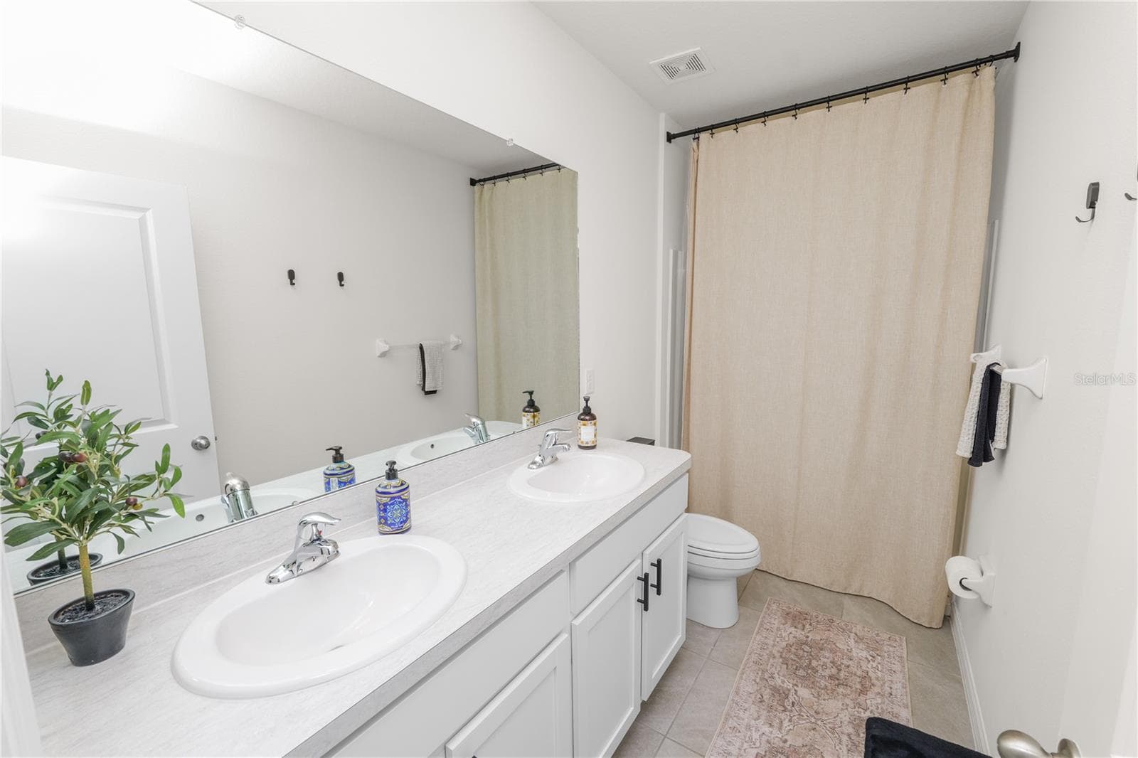 Townhouse at 3830 SUNFLOWER FIELD PL, PLANT CITY, photo 10 of 24