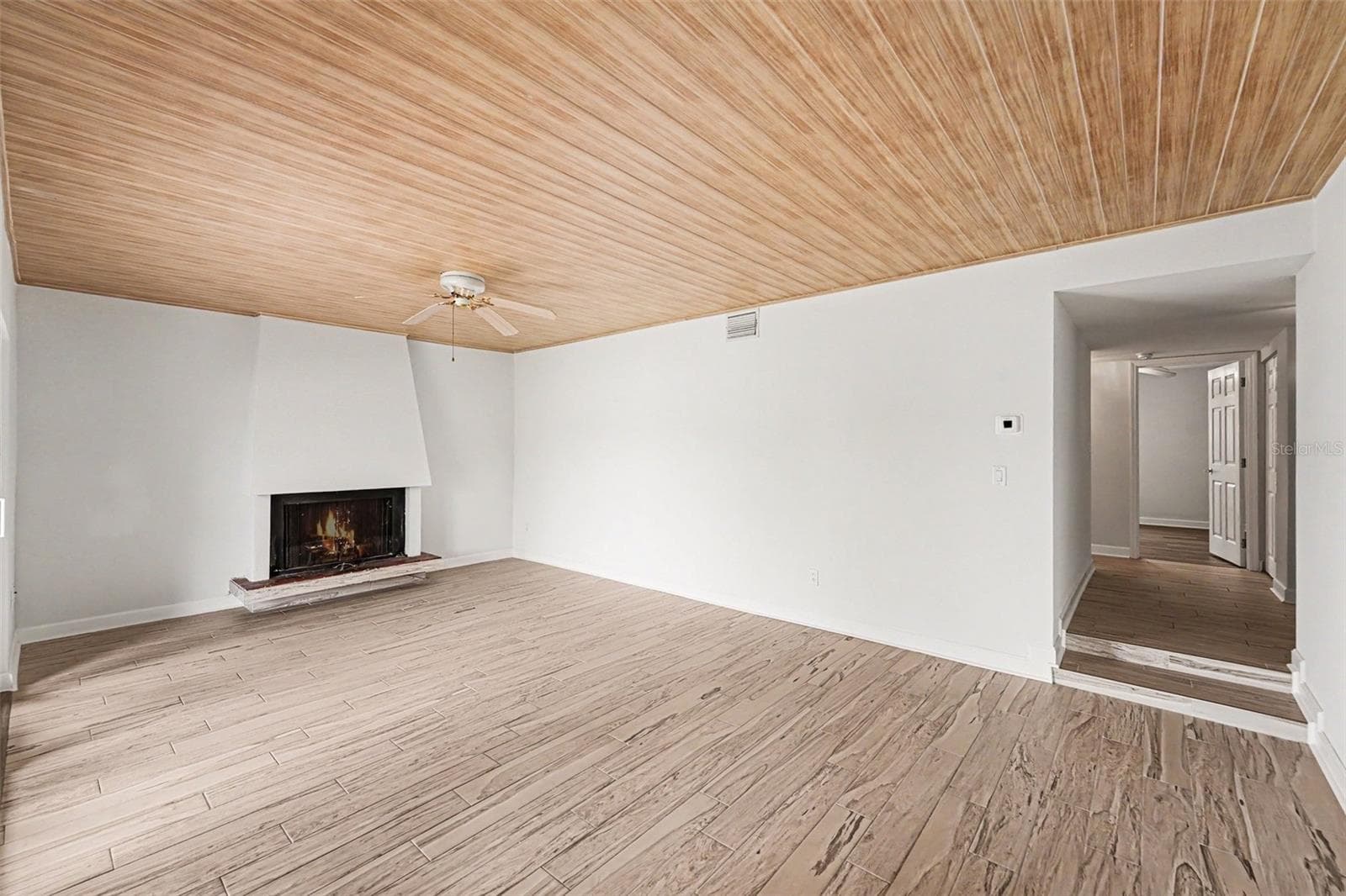 Living Room - 546 PLAZA SEVILLE CT #85, TREASURE ISLAND