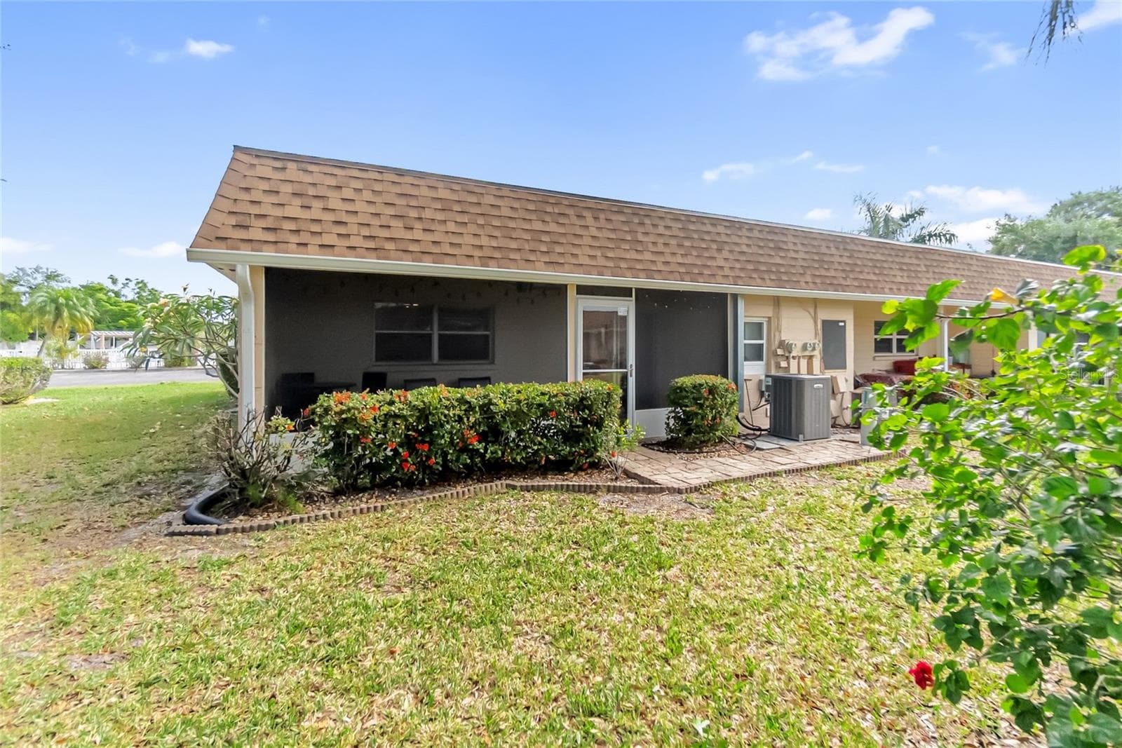 Condominium at 676 PARK CIR, BRADENTON, photo 18 of 27
