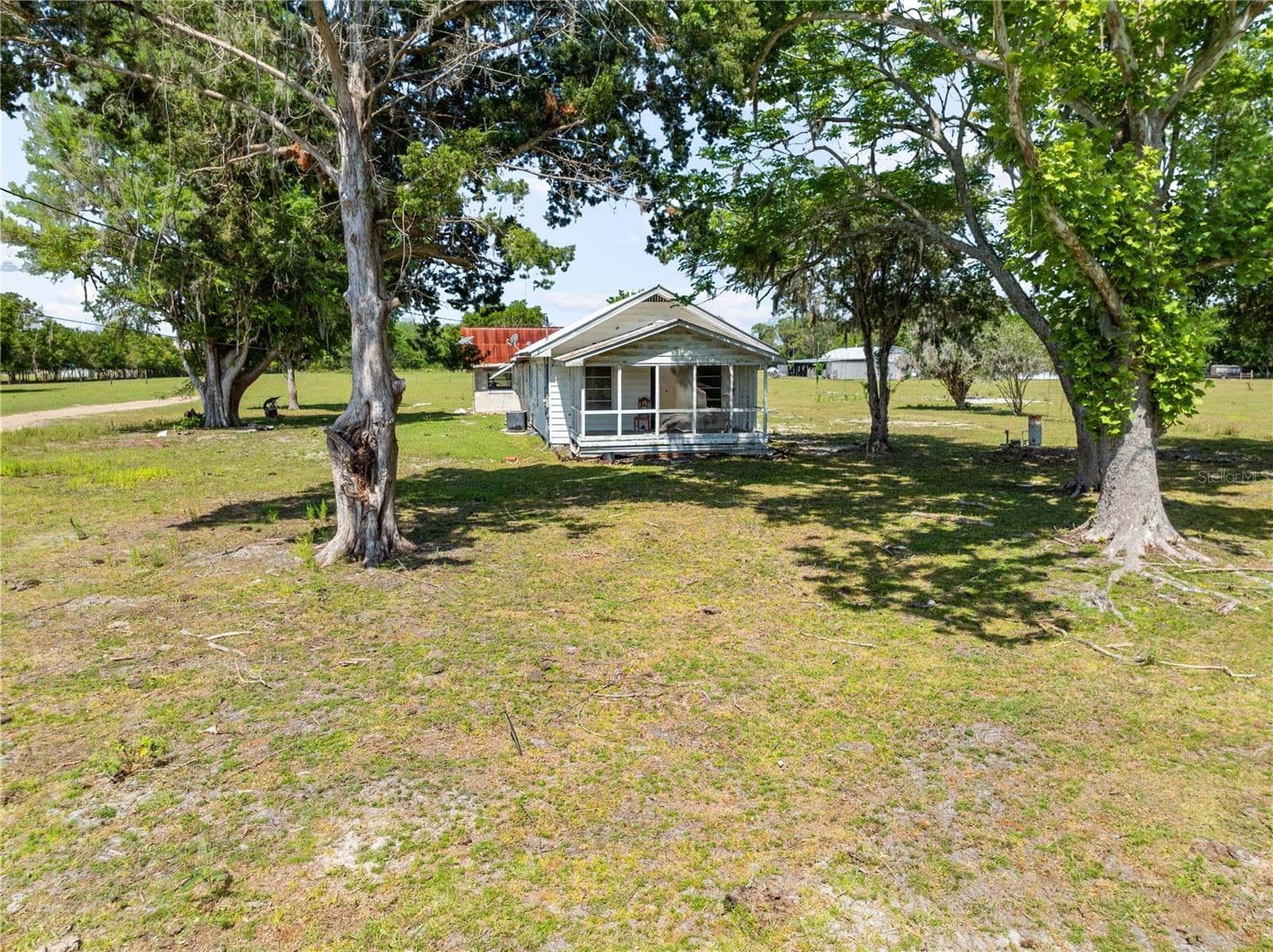 3954 LA SALLE AVE