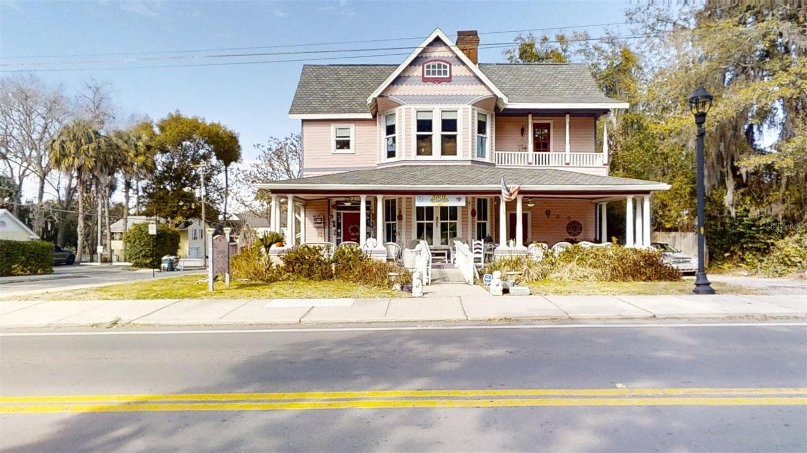 805 E FORT KING ST