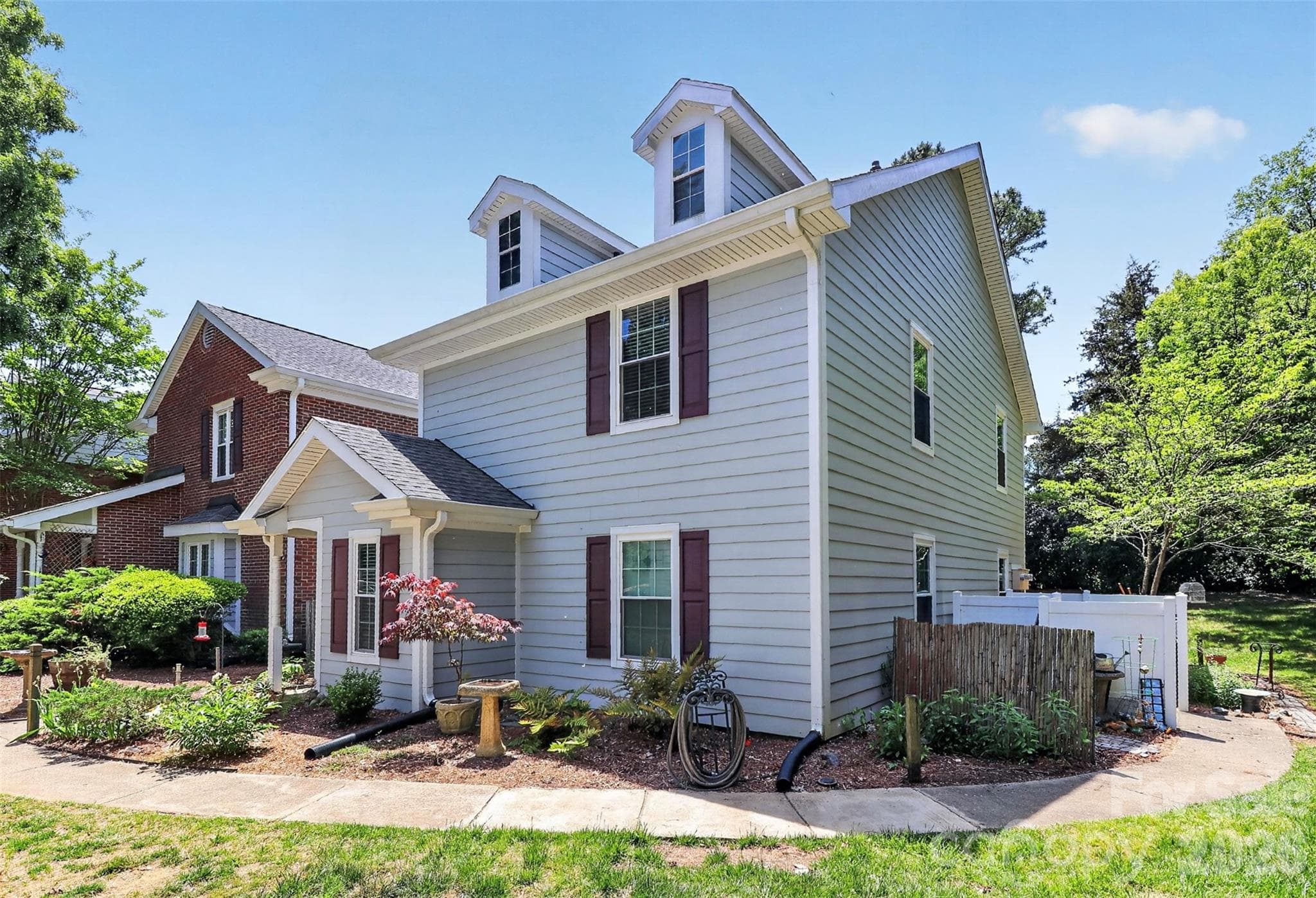 Condominium at Charlotte, photo 4 of 53