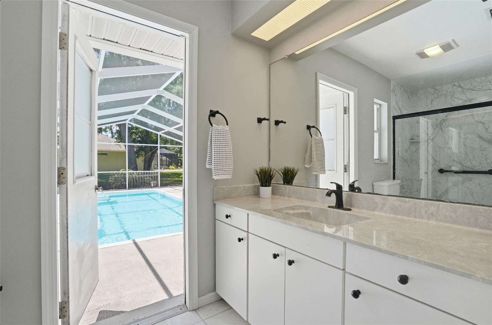 Single Family Residence at 610 WOODVIEW WAY, BRADENTON, photo 39 of 82