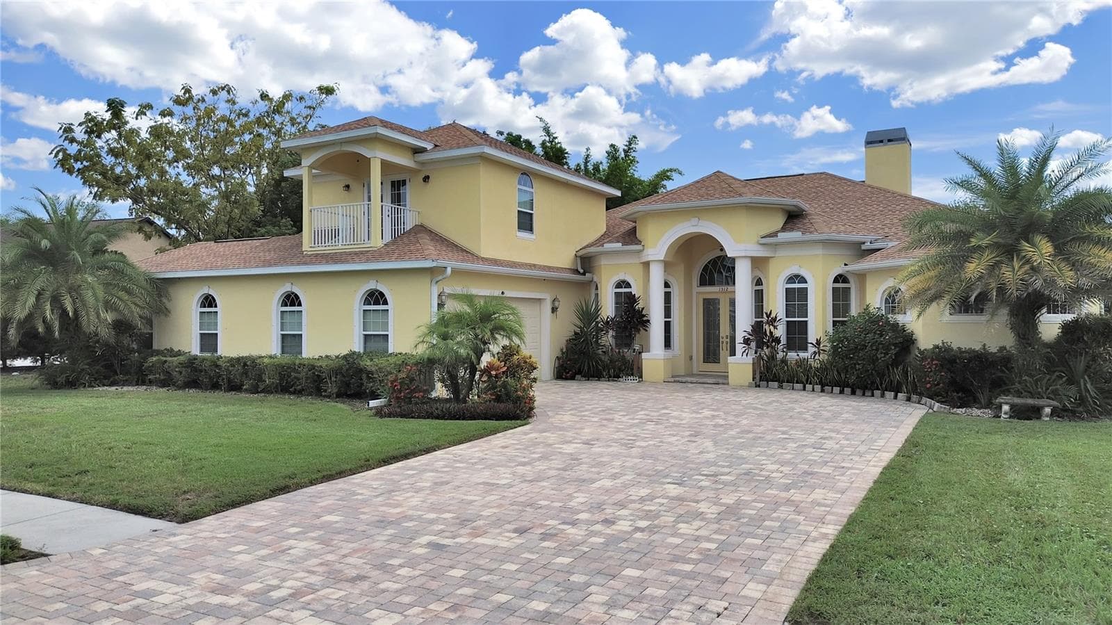 1312 FISHING LAKE DR