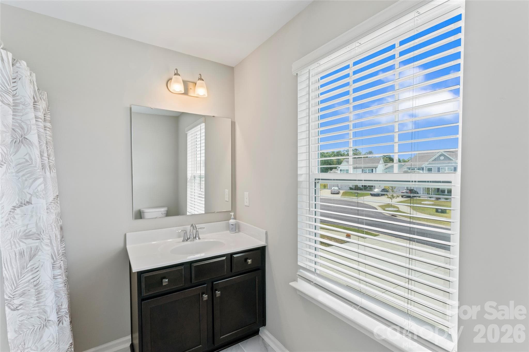 Second full Bath upstairs - 2014 Mcdonald Drive, Stanfield