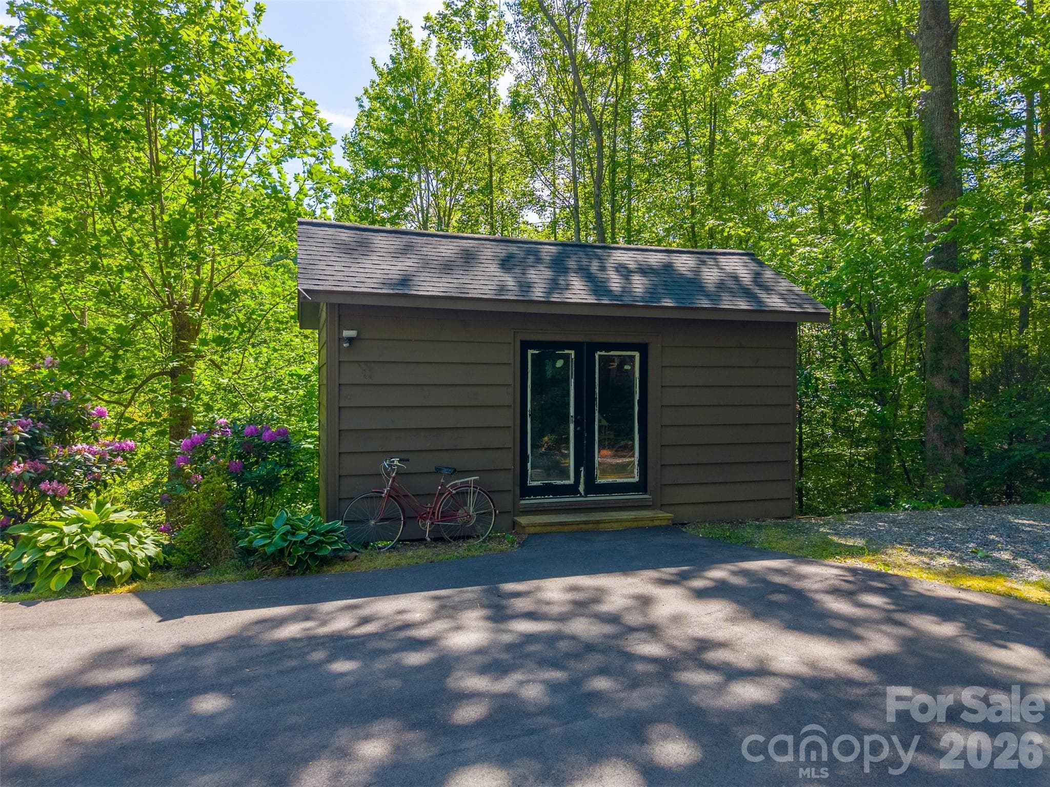 outbuilding - 110 Wyoming Drive, Sylva