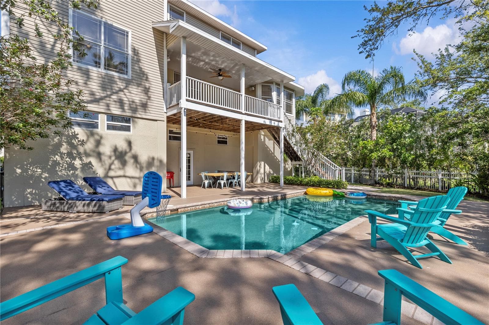 Single Family Residence at 897 POINT SEASIDE DR, CRYSTAL BEACH, photo 68 of 76