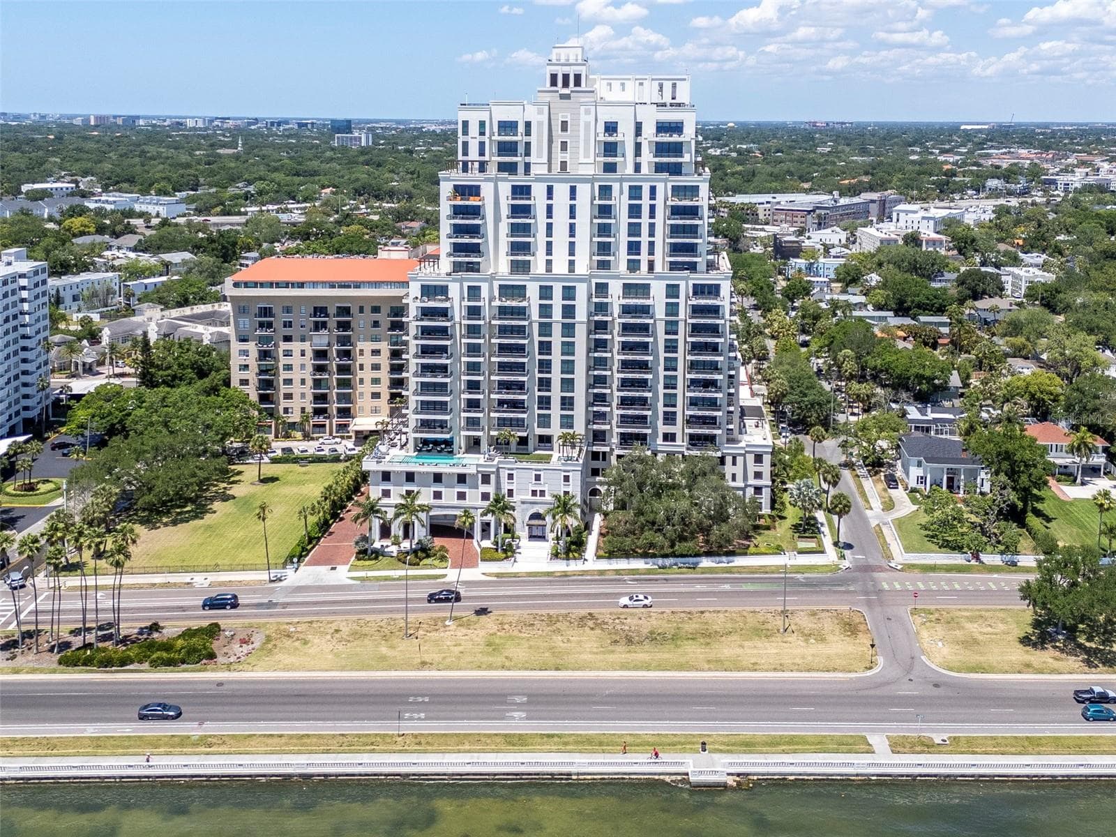 2103 BAYSHORE BLVD #602