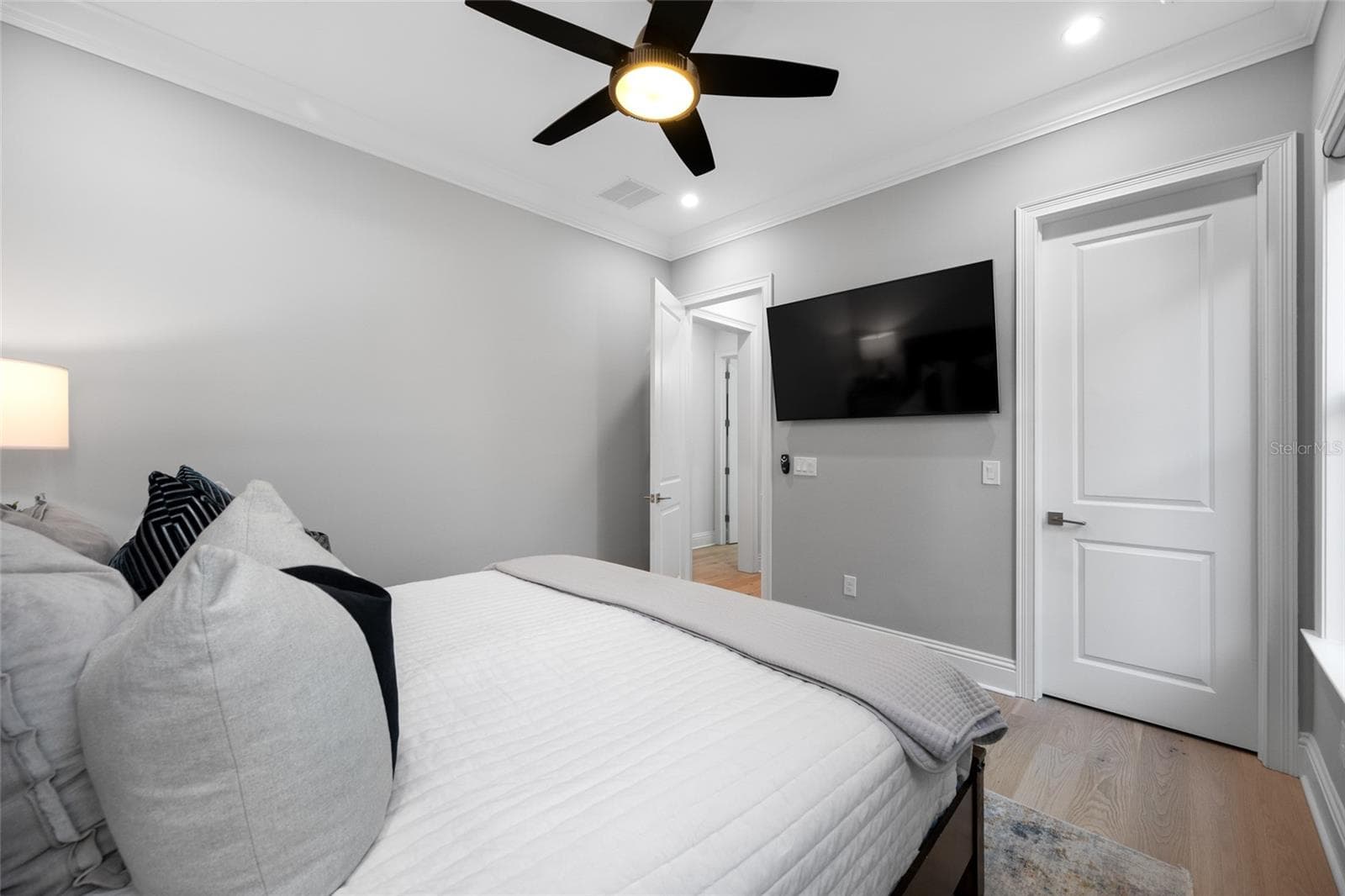 Single Family Residence at 2623 S PARKVIEW ST, TAMPA, photo 28 of 100