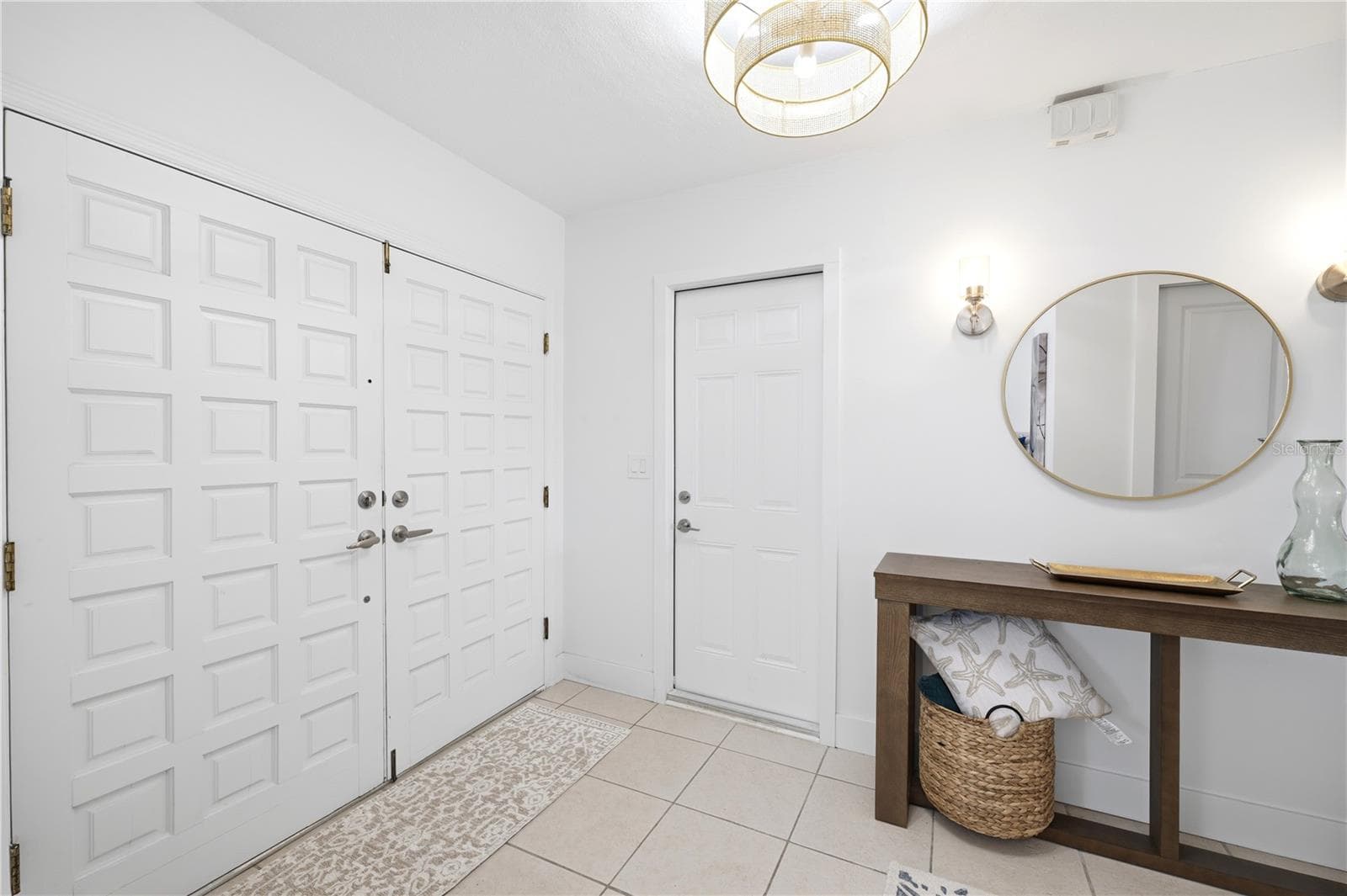 side garage entry off foyer - 5016 DORY DR, NEW PORT RICHEY