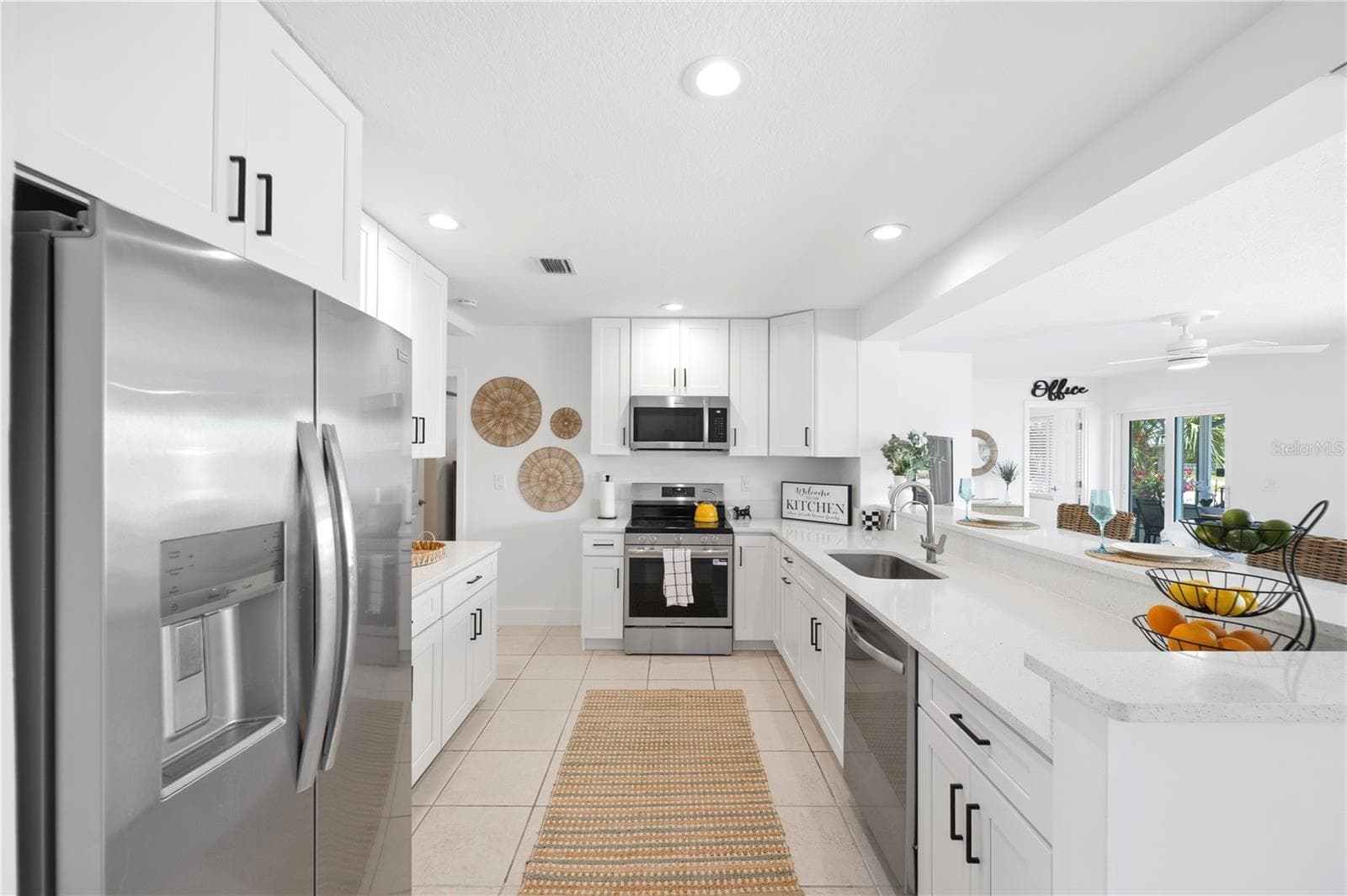 lots of cupboard space - 5016 DORY DR, NEW PORT RICHEY