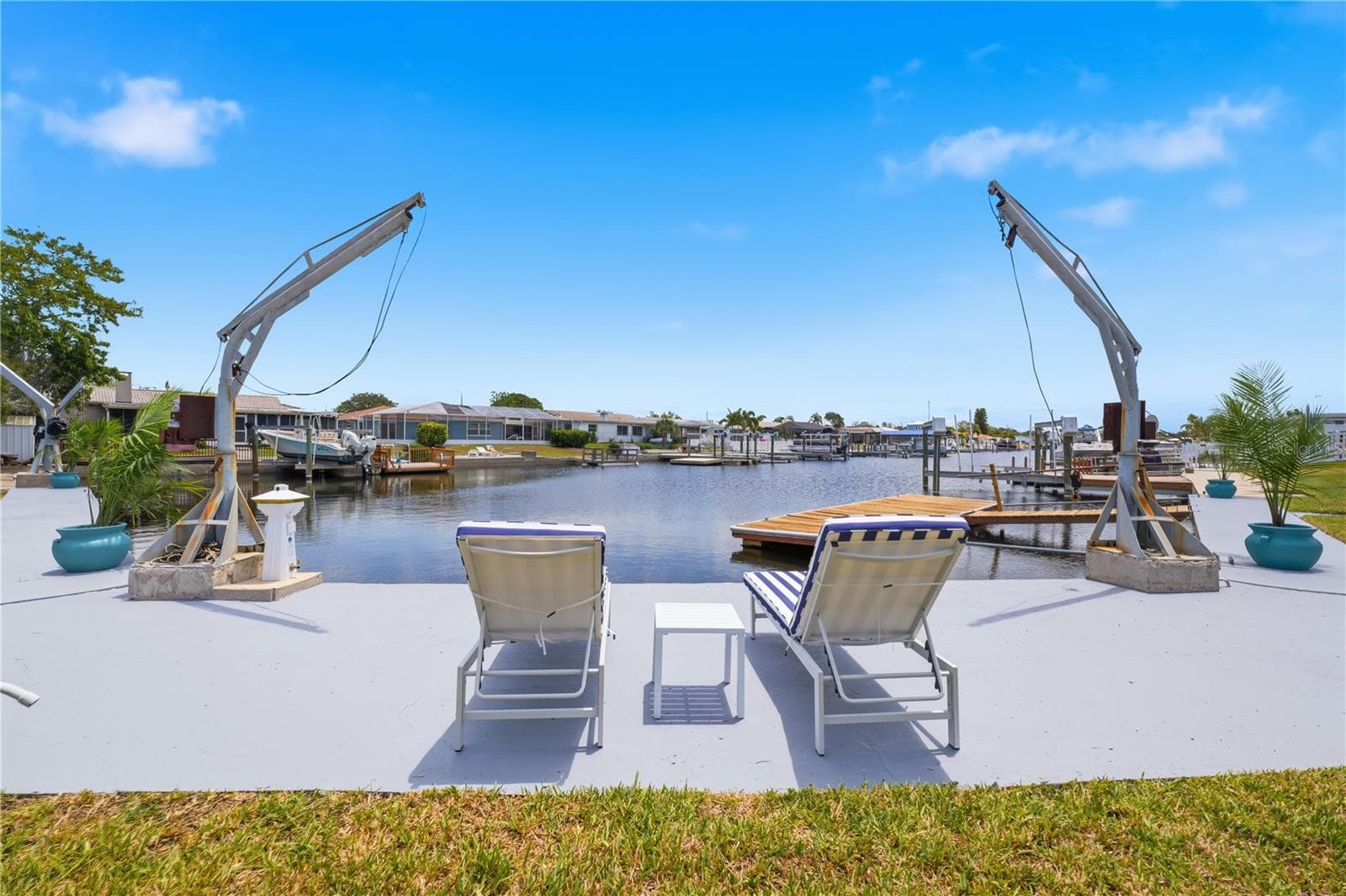 nice sun tanning spot - 5016 DORY DR, NEW PORT RICHEY