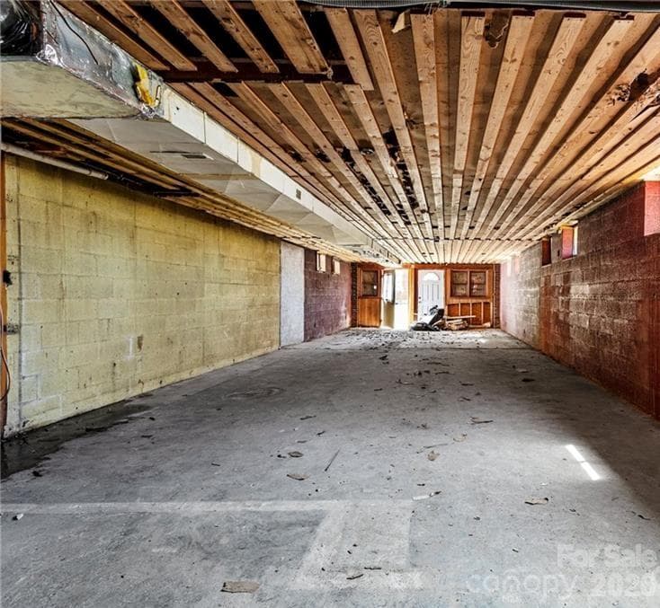Cleared with AI - Feature Studio Apartment - 301 N Fulton Street, Salisbury