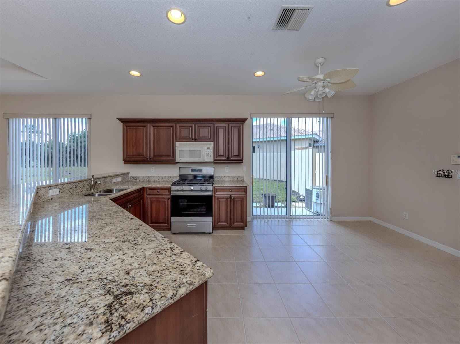 Single Family Residence at 101 MESTRE PL, NORTH VENICE, photo 14 of 60