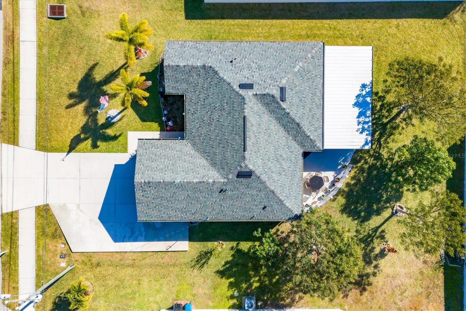 Single Family Residence at 1826 SW TRAFALGAR PKWY, CAPE CORAL, photo 3 of 36