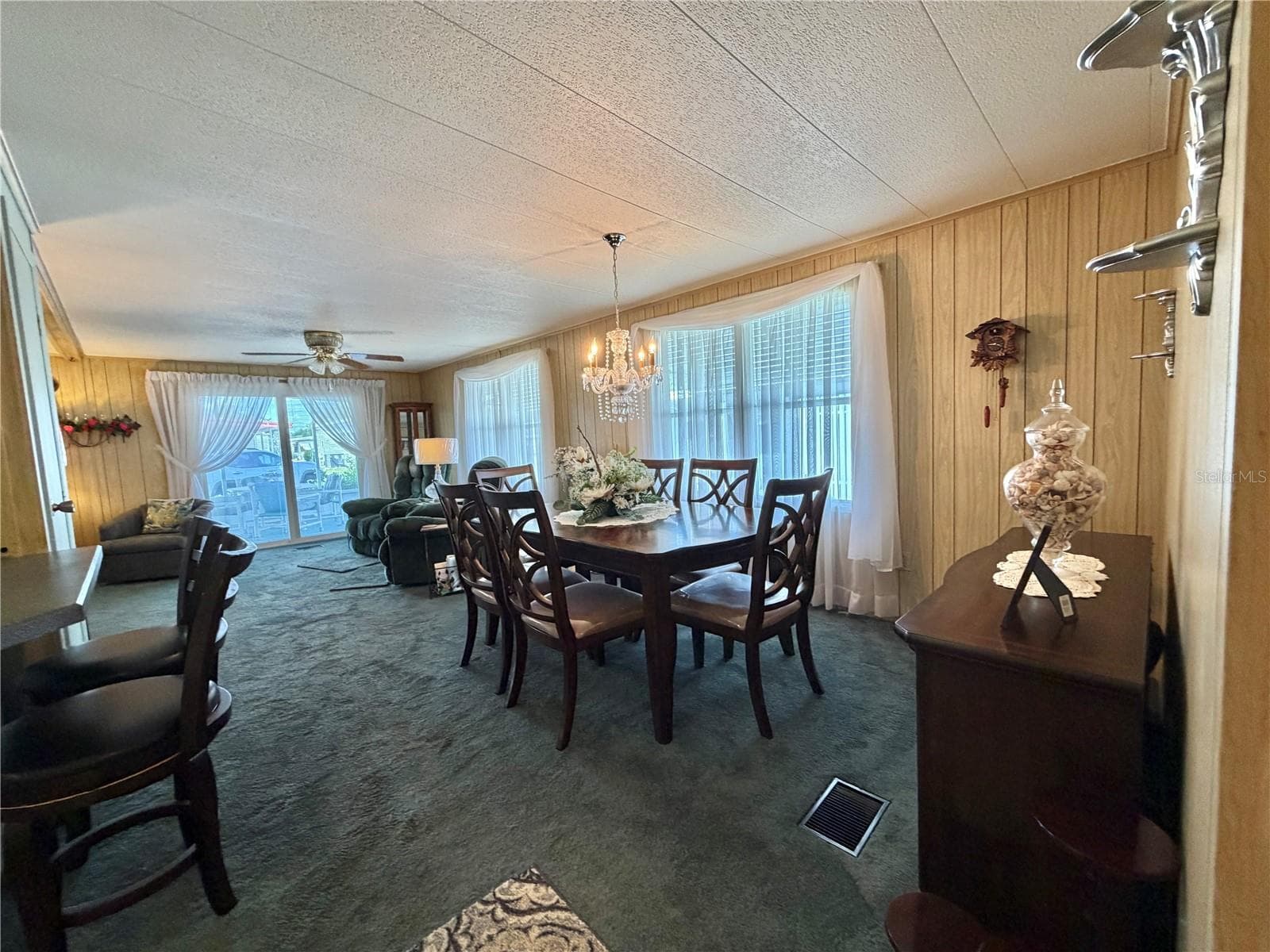 Manufactured Home at 100 MARIGOLD ST, LEESBURG, photo 19 of 67