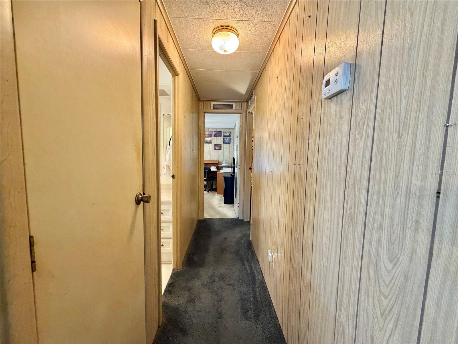 Manufactured Home at 100 MARIGOLD ST, LEESBURG, photo 32 of 67