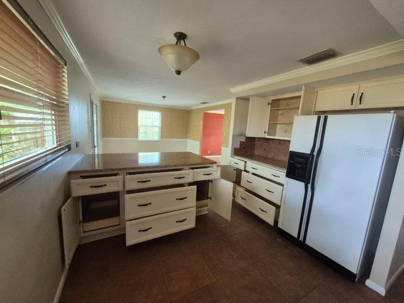 Single Family Residence at 1702 KETCH PL, BRANDON, photo 5 of 14