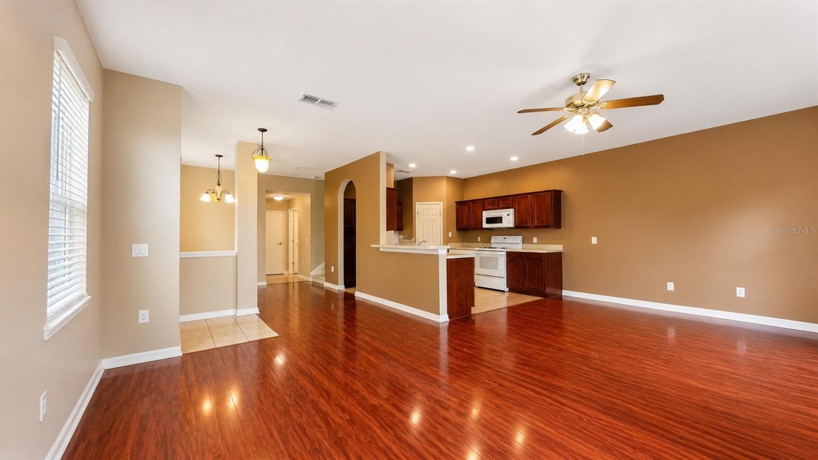 Entertain many guests in this first floor open plan. - 4116 ORANGE TREE CT, ST CLOUD