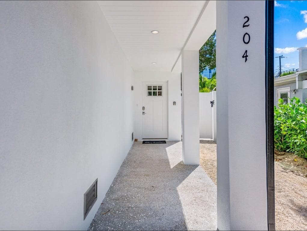 Single Family Residence at 204 COOLIDGE DR, SARASOTA, photo 68 of 90