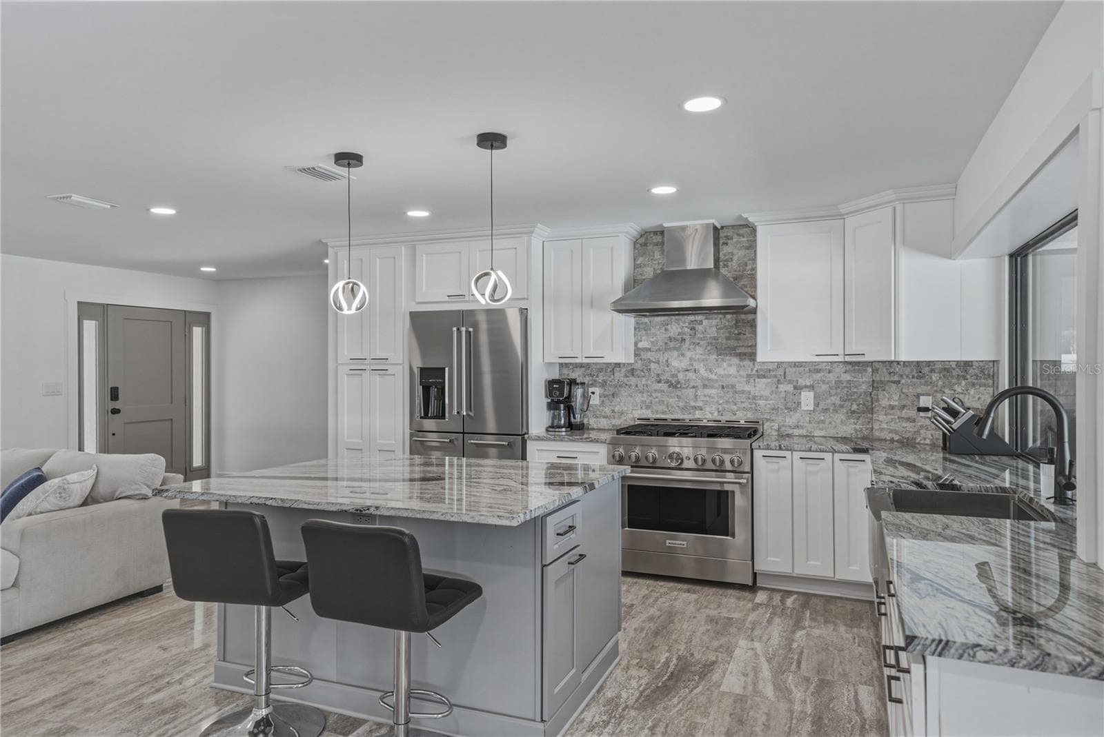 Single Family Residence at 4201 37TH ST S, ST PETERSBURG, photo 12 of 70