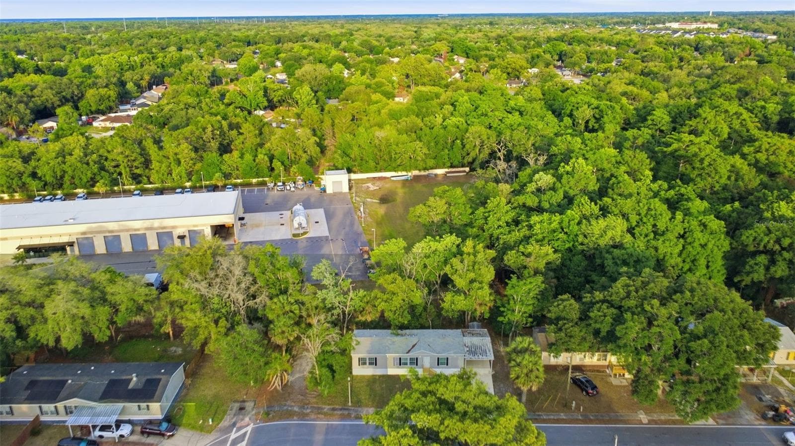 Manufactured Home at 781 BAYOU DR, CASSELBERRY, photo 18 of 26