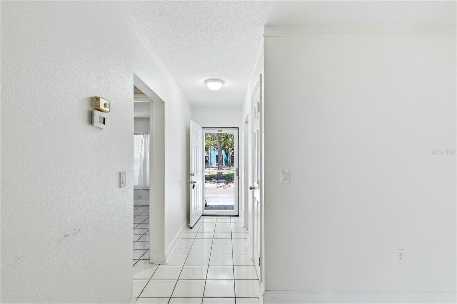 Condominium at 9914 SEBASTIAN CT, BRADENTON, photo 6 of 60