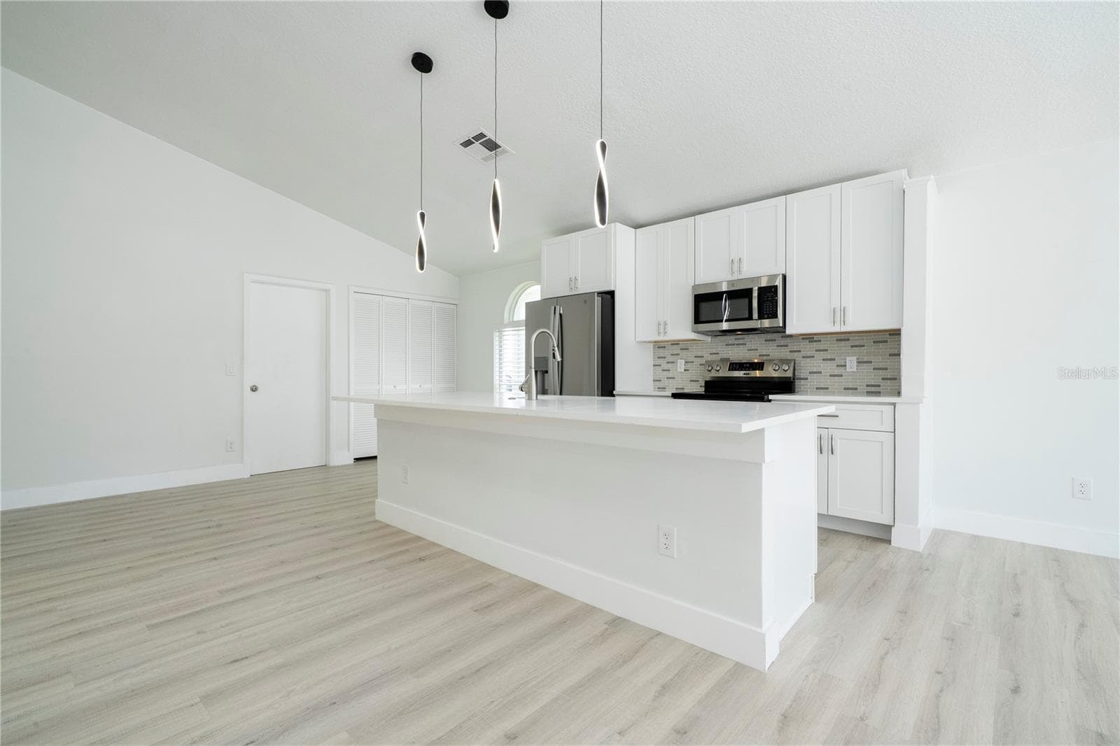 Single Family Residence at 2218 NEWT ST, ORLANDO, photo 10 of 50